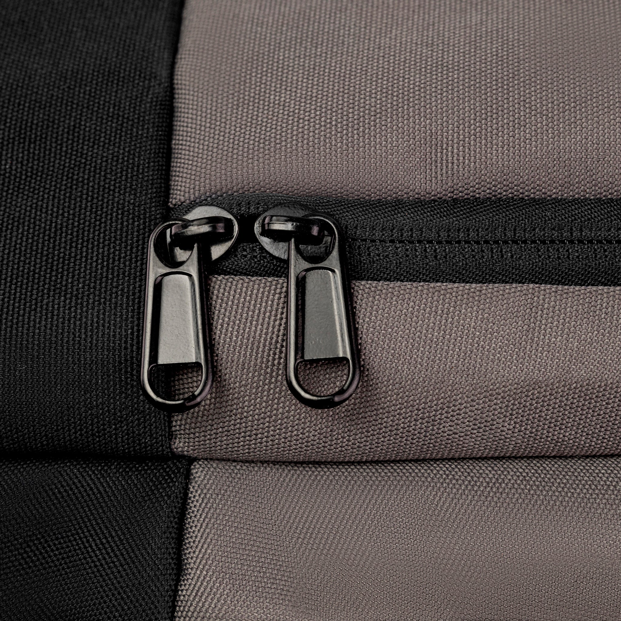 شنطة ظهر إكس إل