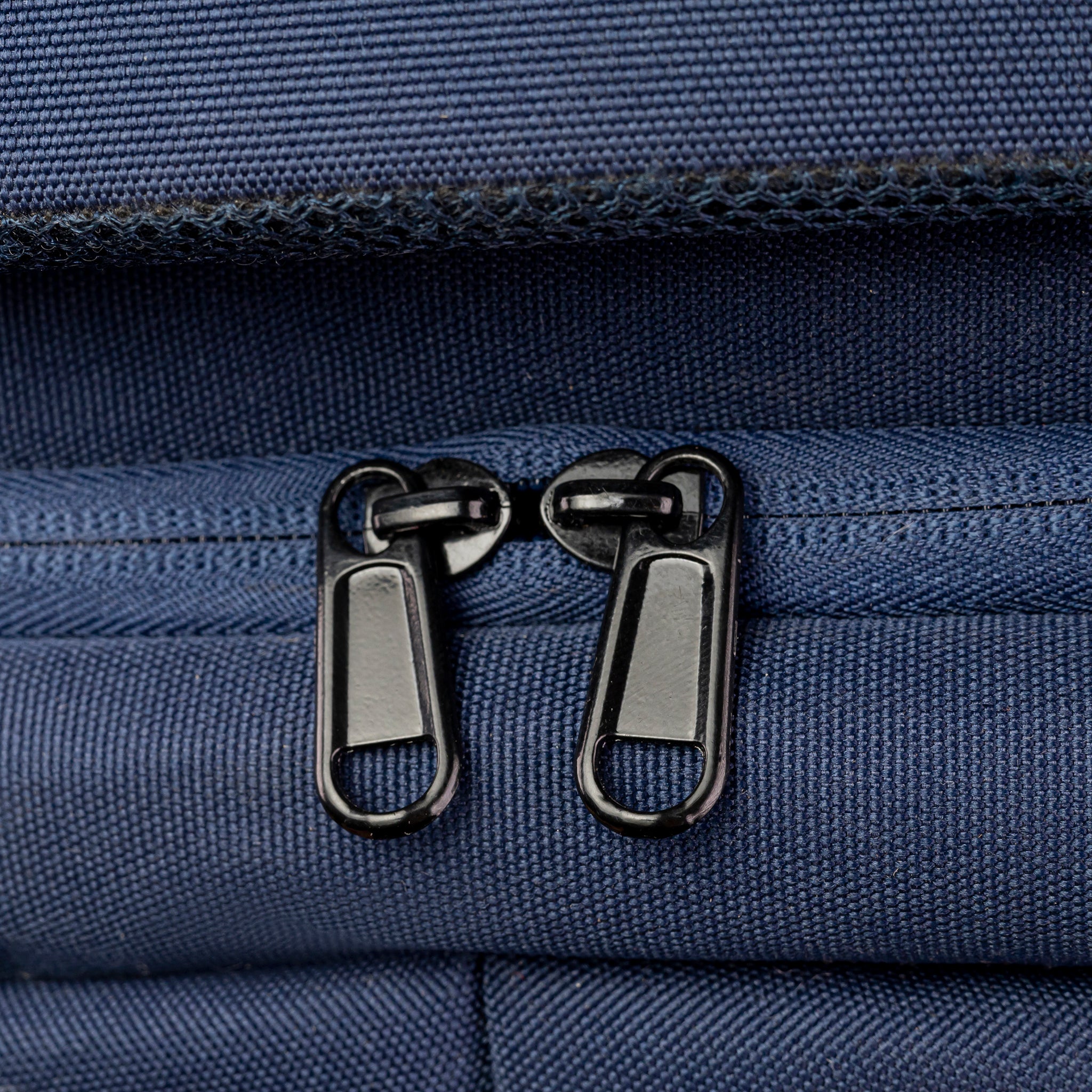 شنطة ظهر إكس إل