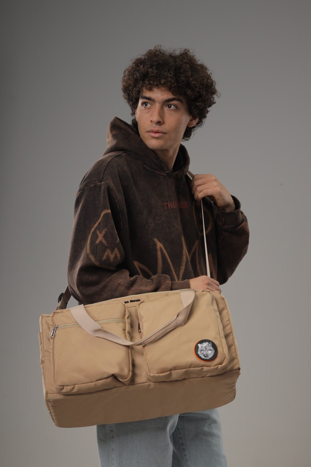 Lupo bianco Adventurer Bag – spacious and durable travel and sports bag with multiple compartments and strong zippers | Top travel bags in Egypt
