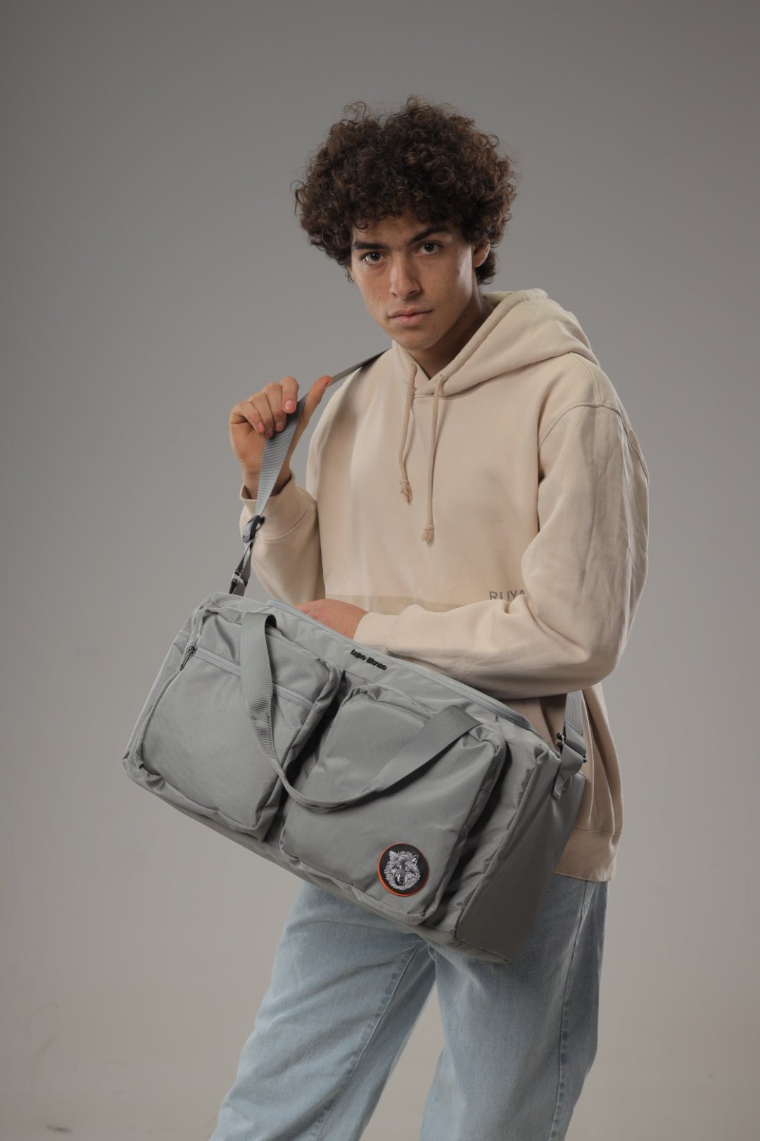 Lupo bianco Adventurer Bag – spacious and durable travel and sports bag with multiple compartments and strong zippers | Top travel bags in Egypt