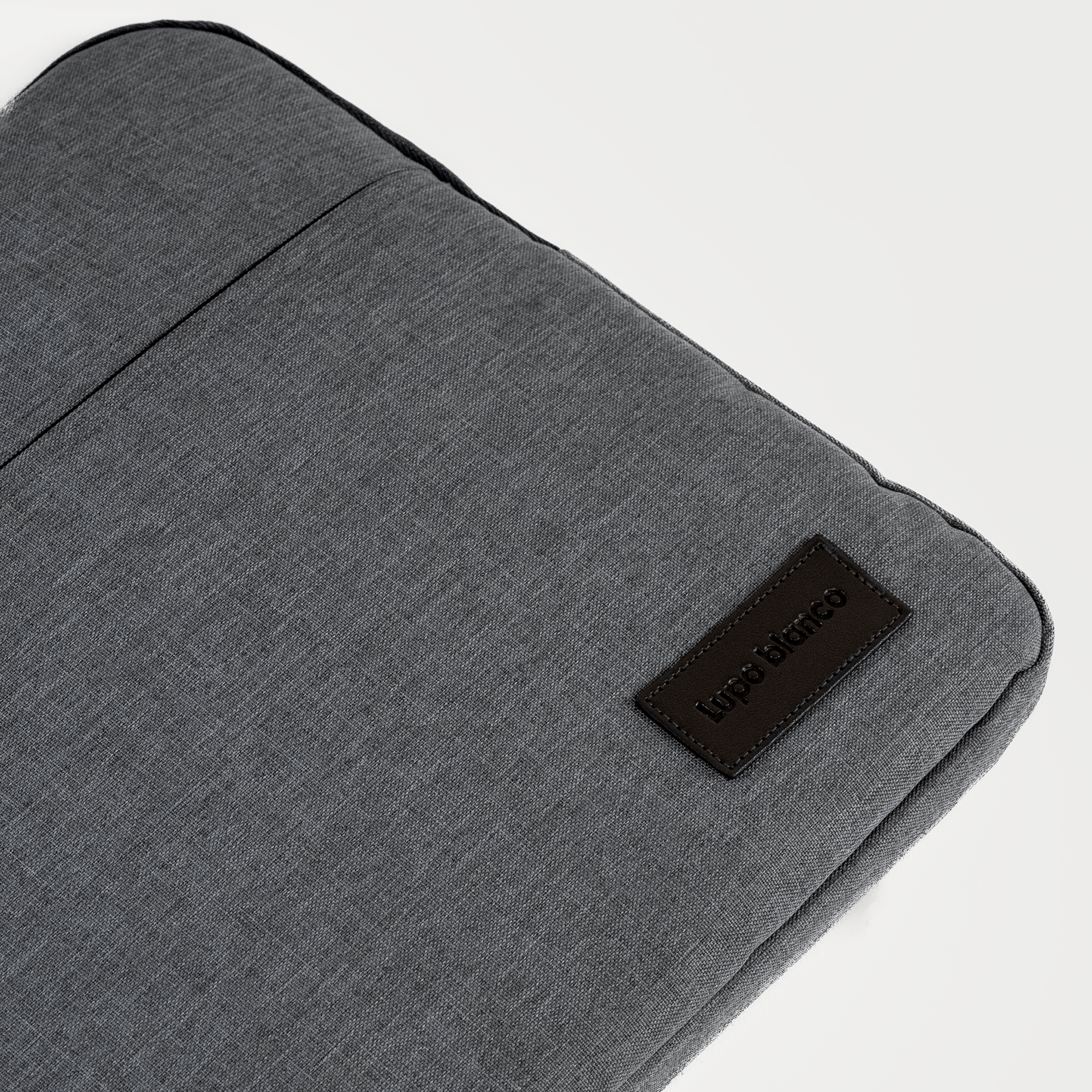 LPad Sleeve - Lupo bianco