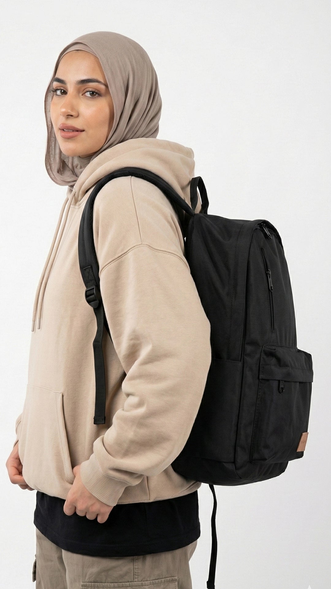 شنطة ظهر ميني إسينشالز