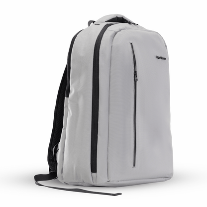 Essentials Backpack - Lupo bianco