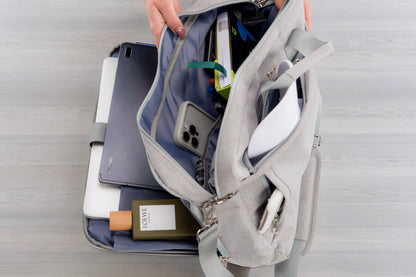 Multi - Pocket Backpack - Lupo bianco