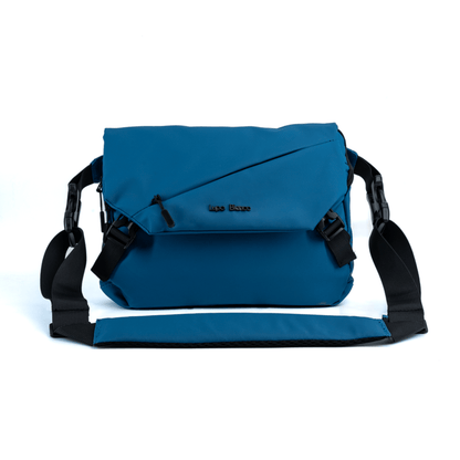 Lupo bianco XCross Bag – sleek and durable medium-size crossbody bag Egypt with 7 organised pockets, padded strap, and modern design for daily use | top cross bag brand in Egypt