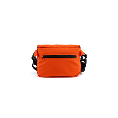 Lupo bianco XCross Bag – sleek and durable medium-size crossbody bag Egypt with 7 organised pockets, padded strap, and modern design for daily use | top cross bag brand in Egypt