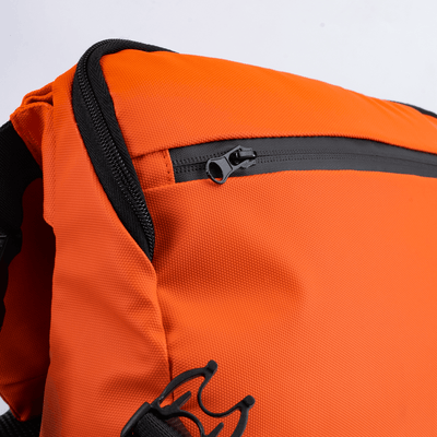 Lupo bianco XCross Bag – sleek and durable medium-size crossbody bag Egypt with 7 organised pockets, padded strap, and modern design for daily use | top cross bag brand in Egypt